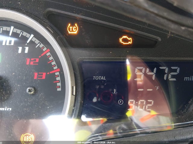 Honda Vfr800 F 2015 JH2RC7956FK100212 Image 7