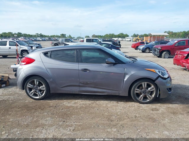 Продажа на аукционе авто 2017 Hyundai Veloster Value Edition, vin: KMHTC6AD0HU321951, номер лота: 45206981