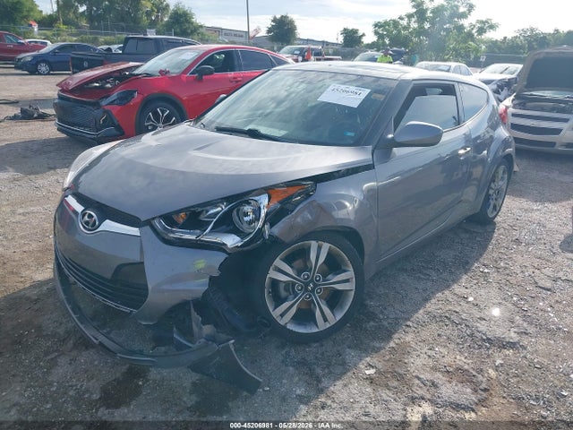 Продажа на аукционе авто 2017 Hyundai Veloster Value Edition, vin: KMHTC6AD0HU321951, номер лота: 45206981