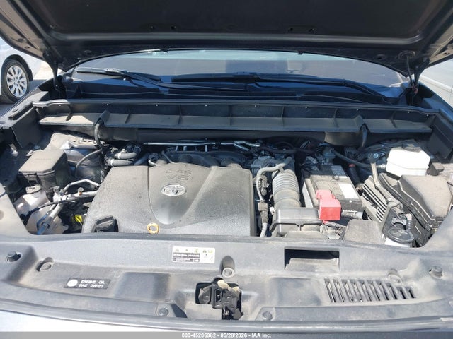 Продажа на аукционе авто 2020 Toyota Highlander Xle, vin: 5TDHZRBH0LS035753, номер лота: 45206982