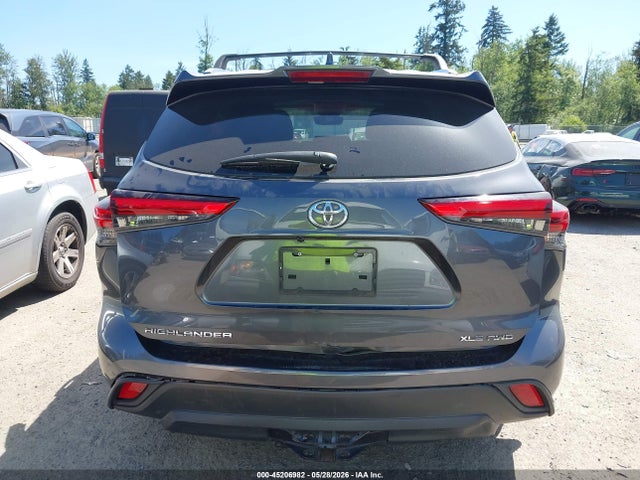 Продажа на аукционе авто 2020 Toyota Highlander Xle, vin: 5TDHZRBH0LS035753, номер лота: 45206982