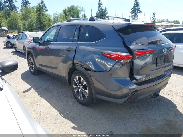 Продажа на аукционе авто 2020 Toyota Highlander Xle, vin: 5TDHZRBH0LS035753, номер лота: 45206982