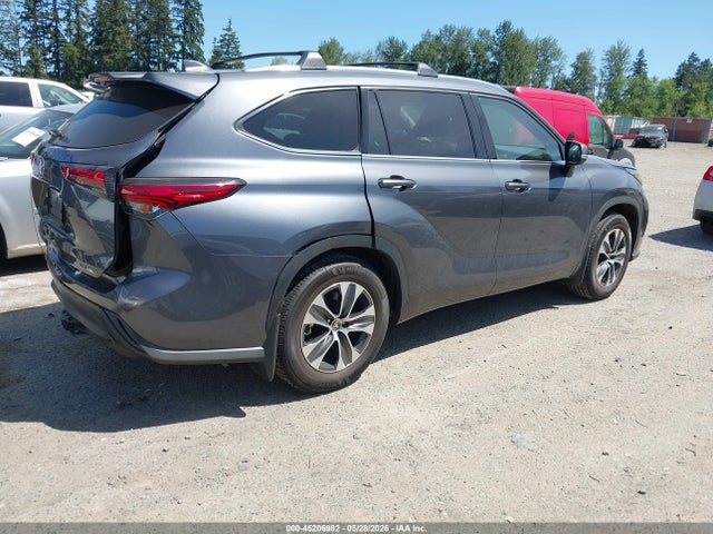 Продажа на аукционе авто 2020 Toyota Highlander Xle, vin: 5TDHZRBH0LS035753, номер лота: 45206982