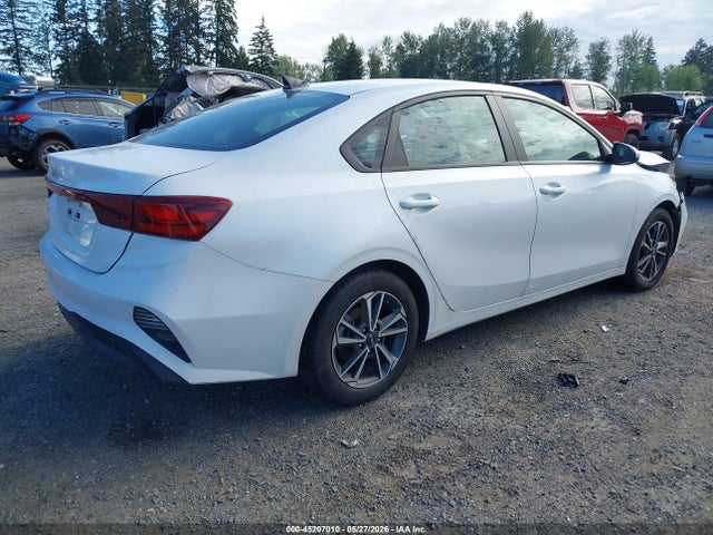 KIA Forte Lxs 2023 3KPF24AD8PE650306 Image 4