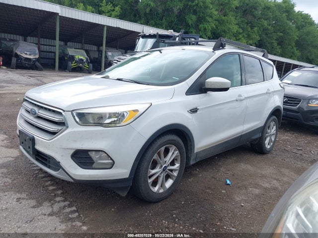 Продаж на аукціоні авто 2018 Ford Escape Se, vin: 1FMCU0GD7JUC50206, номер лоту: 45207029