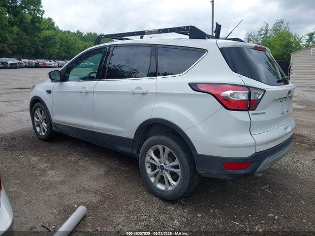 Продаж на аукціоні авто 2018 Ford Escape Se, vin: 1FMCU0GD7JUC50206, номер лоту: 45207029