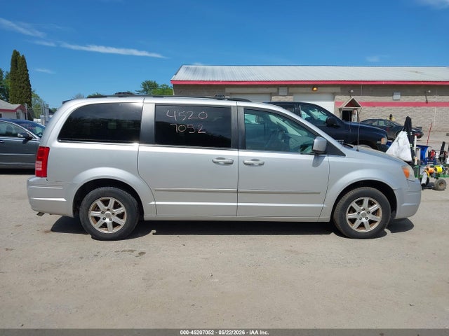 Aukcja sprzedaży 2010 Chrysler Town & Country Touring, vin: 2A4RR5D13AR480307, numer aukcji: 45207052