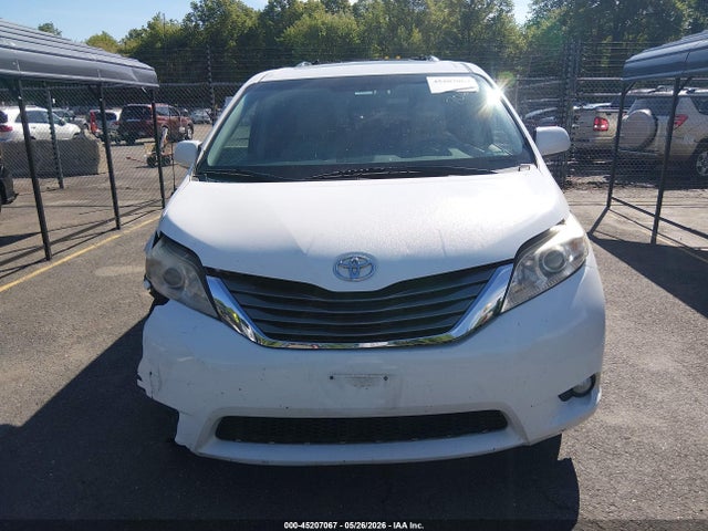 Продажа на аукционе авто 2013 Toyota Sienna Xle V6 8 Passenger, vin: 5TDYK3DC2DS303965, номер лота: 45207067