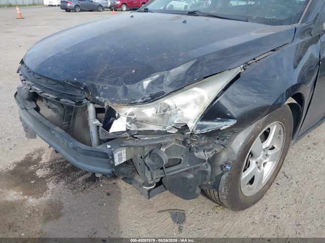 45207079 :رقم المزاد ، 1G1PE5SB0G7144184 vin ، 2016 Chevrolet Cruze Limited 1lt Auto مزاد بيع