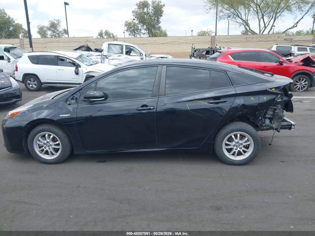 Продажа на аукционе авто 2021 Toyota Prius Le, vin: JTDKAMFU4M3134957, номер лота: 45207091