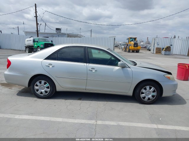 45207095 :رقم المزاد ، 4T1BE32K43U752254 vin ، 2003 Toyota Camry Le مزاد بيع