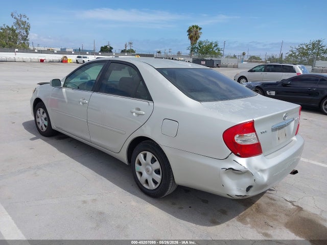 45207095 :رقم المزاد ، 4T1BE32K43U752254 vin ، 2003 Toyota Camry Le مزاد بيع