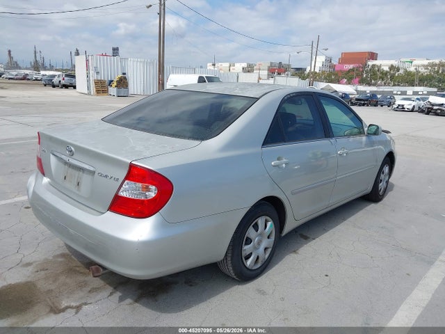 45207095 :رقم المزاد ، 4T1BE32K43U752254 vin ، 2003 Toyota Camry Le مزاد بيع