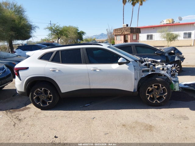 KL77LHEPXSC058710 Chevrolet Trax Fwd Lt
