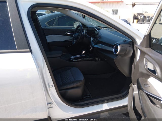 KL77LHEPXSC058710 Chevrolet Trax Fwd Lt