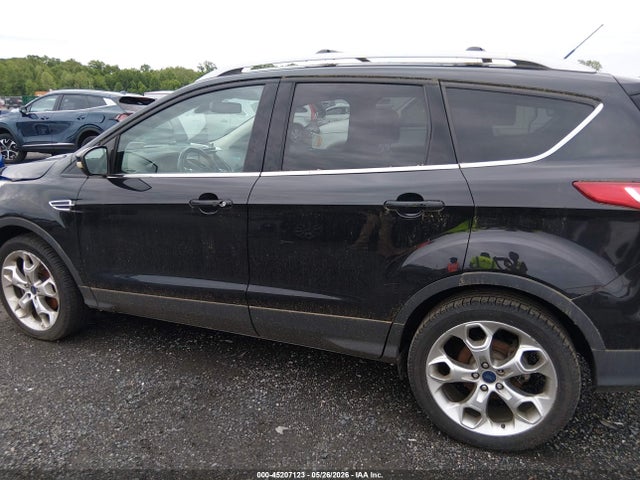 2015 Ford Escape Titanium მანქანა იყიდება აუქციონზე, vin: 1FMCU9J95FUC39589, აუქციონის ნომერი: 45207123