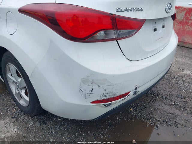 2015 Hyundai Elantra Se მანქანა იყიდება აუქციონზე, vin: 5NPDH4AE5FH633830, აუქციონის ნომერი: 45207150