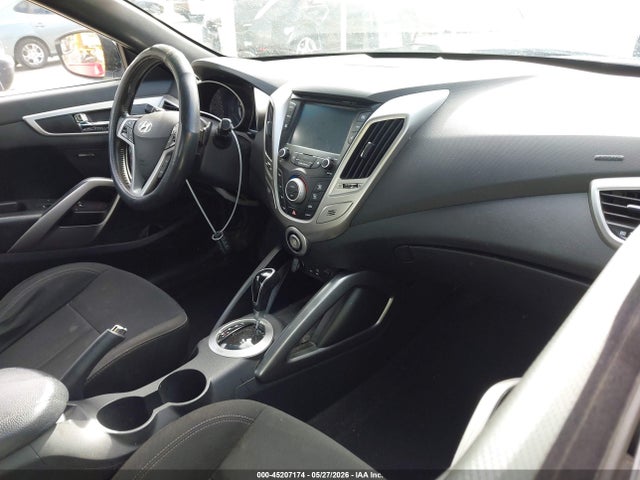 Hyundai Veloster Value Edition 2017 KMHTC6ADXHU320953 Image 5