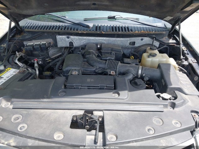 45207175 :رقم المزاد ، 5LMJJ3H51DEL02837 vin ، 2013 Lincoln Navigator L مزاد بيع
