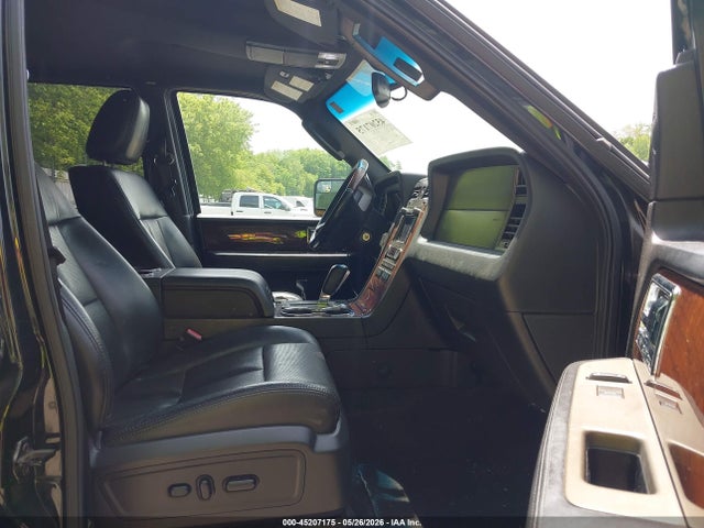 45207175 :رقم المزاد ، 5LMJJ3H51DEL02837 vin ، 2013 Lincoln Navigator L مزاد بيع