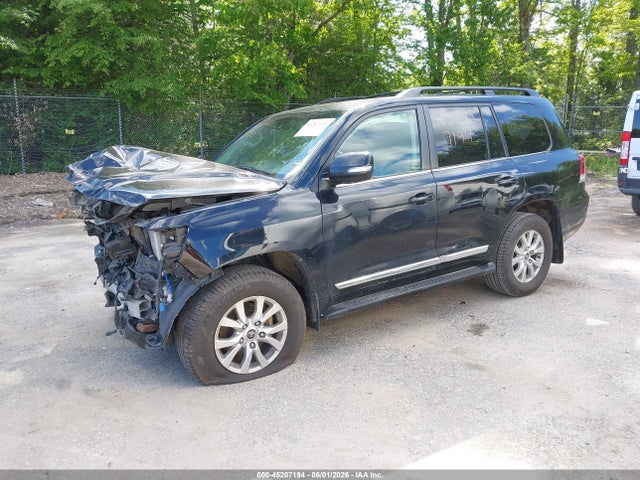 45207194 :رقم المزاد ، JTMCY7AJ4K4076922 vin ، 2019 Toyota Land Cruiser V8 مزاد بيع