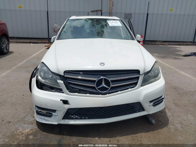 Aukcja sprzedaży 2012 Mercedes-benz C 250 Luxury/sport, vin: WDDGF4HB2CR195289, numer aukcji: 45207233
