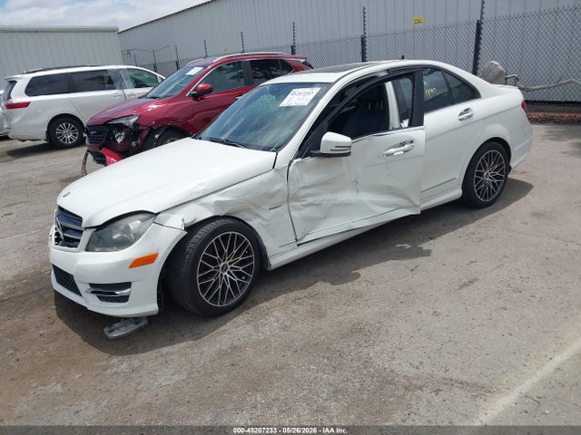 Aukcja sprzedaży 2012 Mercedes-benz C 250 Luxury/sport, vin: WDDGF4HB2CR195289, numer aukcji: 45207233