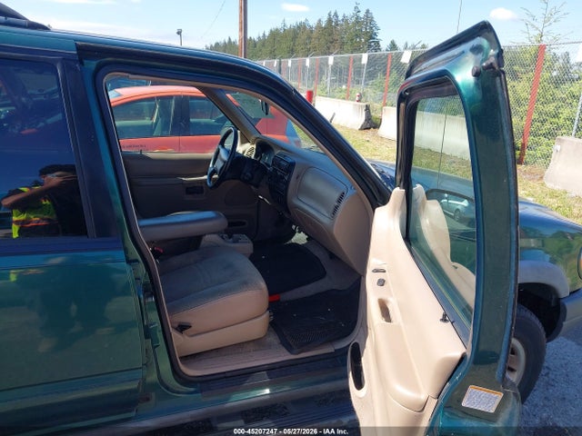 Продаж на аукціоні авто 2000 Ford Explorer Xls, vin: 1FMZU72E0YZC06824, номер лоту: 45207247