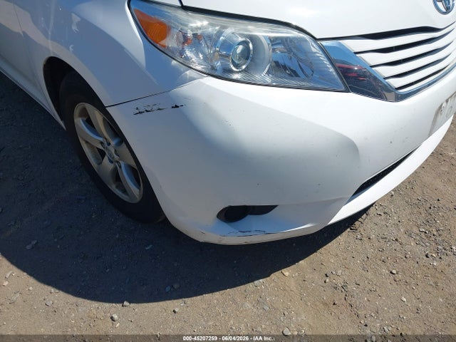 Toyota Sienna Le 8 Passenger 2016 5TDKK3DC9GS722339 Image 17