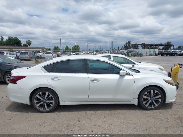 Aukcja sprzedaży 2017 Nissan Altima 2.5 Sr, vin: 1N4AL3AP6HN320257, numer aukcji: 45207294