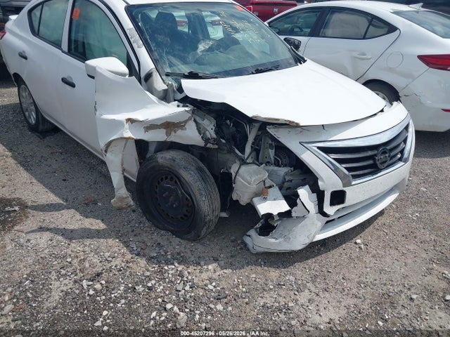 Продажа на аукционе авто 2017 Nissan Versa 1.6 S+, vin: 3N1CN7AP9HL880412, номер лота: 45207296