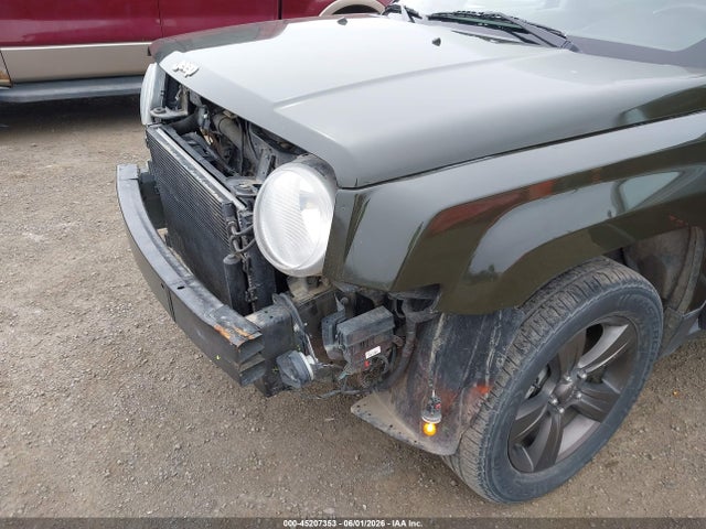 Jeep Patriot 75th Anniversary 2016 1C4NJPBB0GD800942 Image 18