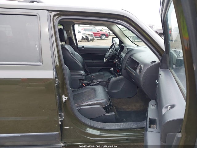 Jeep Patriot 75th Anniversary 2016 1C4NJPBB0GD800942 Image 5