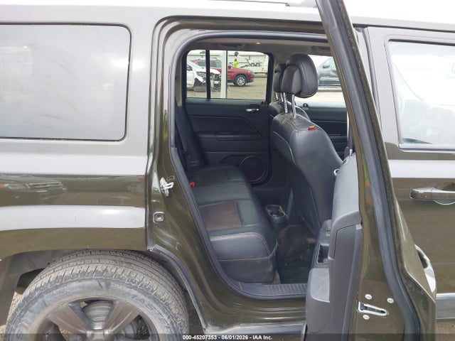 Jeep Patriot 75th Anniversary 2016 1C4NJPBB0GD800942 Image 8