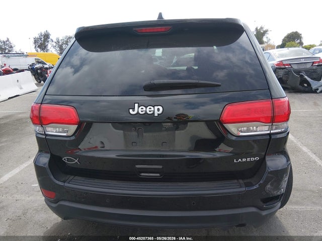 1C4RJEAG7HC756951 Jeep Grand Cherokee Laredo 4x2