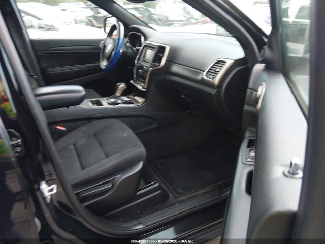 1C4RJEAG7HC756951 Jeep Grand Cherokee Laredo 4x2