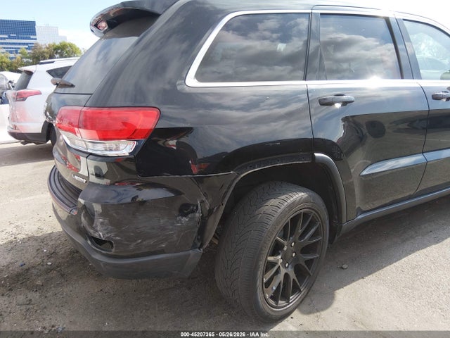1C4RJEAG7HC756951 Jeep Grand Cherokee Laredo 4x2