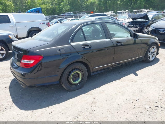 Aukcja sprzedaży 2012 Mercedes-benz C 300 Sport 4matic, vin: WDDGF8BB1CR197437, numer aukcji: 45207375