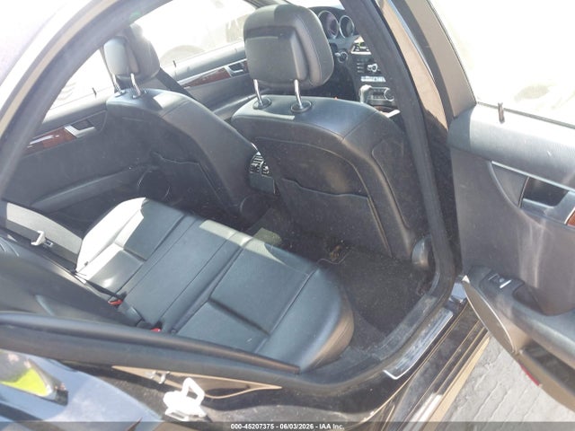 Aukcja sprzedaży 2012 Mercedes-benz C 300 Sport 4matic, vin: WDDGF8BB1CR197437, numer aukcji: 45207375