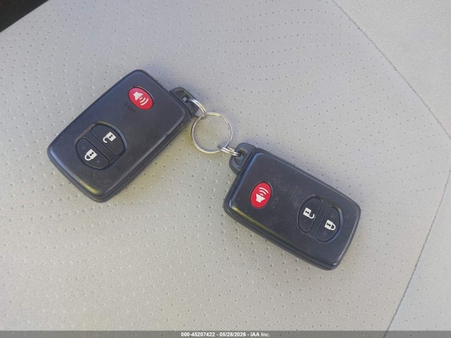 Продажа на аукционе авто 2013 Toyota Prius Three, vin: JTDKN3DU9D5631010, номер лота: 45207422