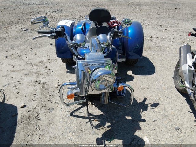 Harley-Davidson Flrt Free Wheeler 2015 1HD1MCM12FB857123 Image 5