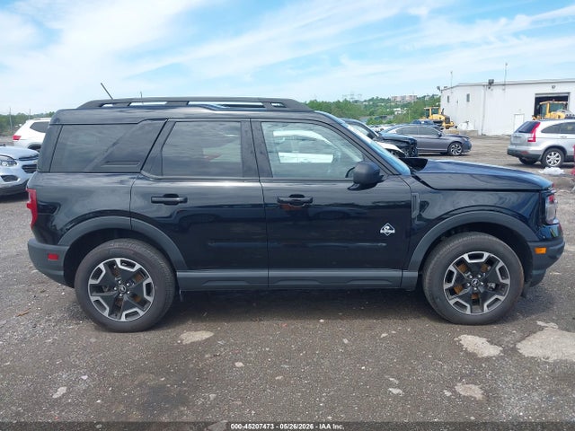 Ford Bronco Sport Outer Banks 2023 3FMCR9C67PRD51145 Image 13
