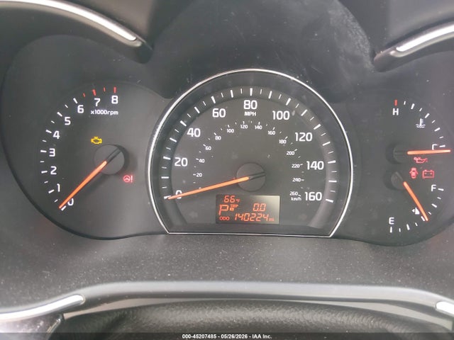 45207485 :رقم المزاد ، 5XYKT4A6XFG635448 vin ، 2015 Kia Sorento Lx مزاد بيع