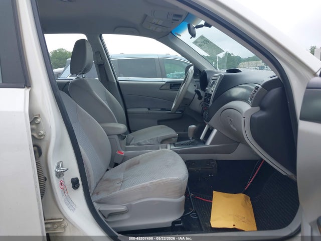 Продаж на аукціоні авто 2011 Subaru Forester 2.5x, vin: JF2SHBAC8BH748829, номер лоту: 45207498