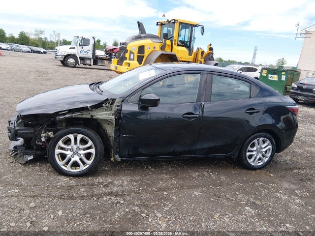 45207499 :رقم المزاد ، 3MYDLBZVXGY106444 vin ، 2016 Scion Ia مزاد بيع