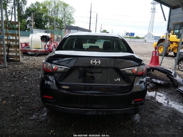 45207499 :رقم المزاد ، 3MYDLBZVXGY106444 vin ، 2016 Scion Ia مزاد بيع