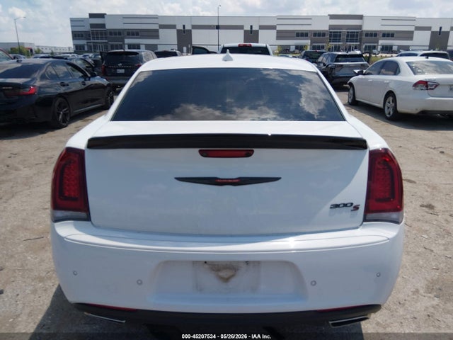 Продажа на аукционе авто 2022 Chrysler 300 S, vin: 2C3CCABG9NH158722, номер лота: 45207534