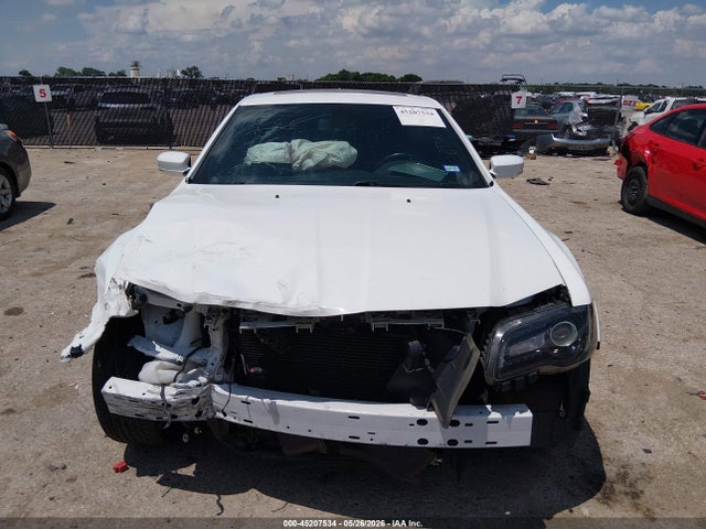 Продажа на аукционе авто 2022 Chrysler 300 S, vin: 2C3CCABG9NH158722, номер лота: 45207534