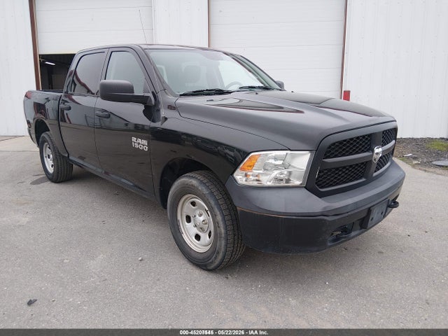RAM 1500 Tradesman 4x4 5'7 Box 2018 1C6RR7KG1JS306735 головне зображення