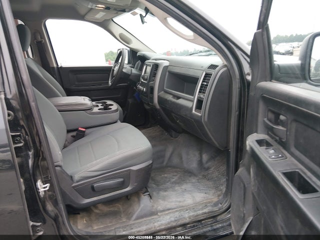 Продаж на аукціоні авто 2018 Ram 1500 Tradesman  4x4 5'7 Box, vin: 1C6RR7KG1JS306735, номер лоту: 45207545